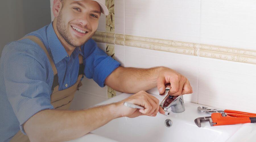 Professional clogged drains services in Saul, KY